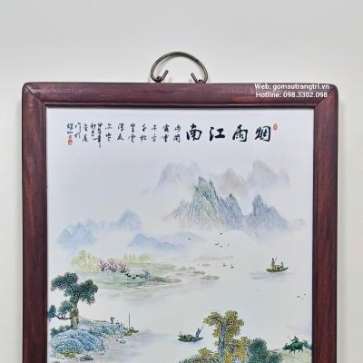 TRANH SỨ KHUNG GỖ – HỌA TIẾT XÓM NÚI